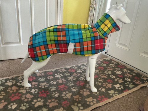 Bright tartan fleece - 28”,
